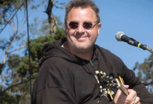 Latest News Vince Gill Net Worth