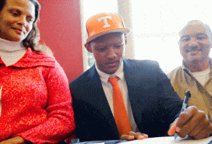 Latest News What Is Joshua Dobbs Parents Nationality